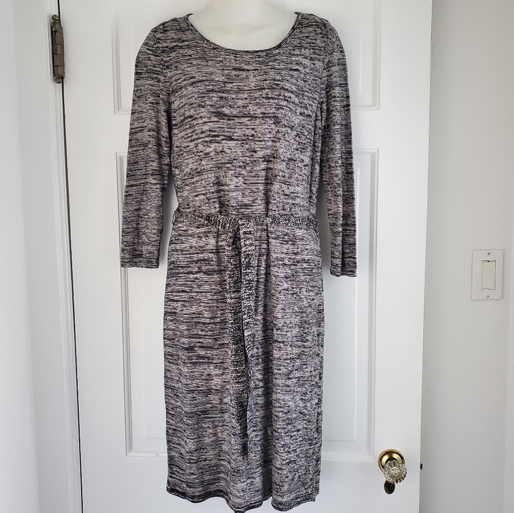 NWT, DAISY FUENTES "Onyx Combo" Dress - Small